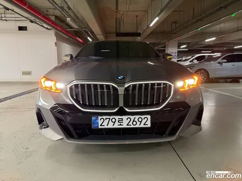 BMW 5 Series (G60) 2025 купить в Москве