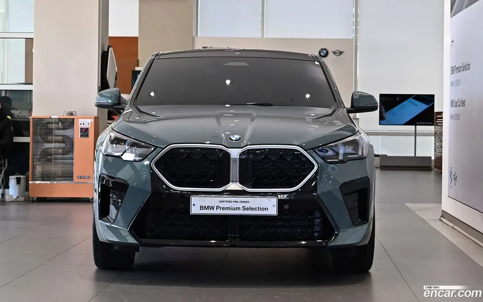 BMW X2 xDrive20i M 2025 — миниатюра 3