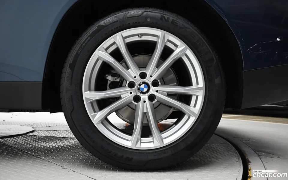 BMW X3 xDrive 20 2025 — миниатюра 5