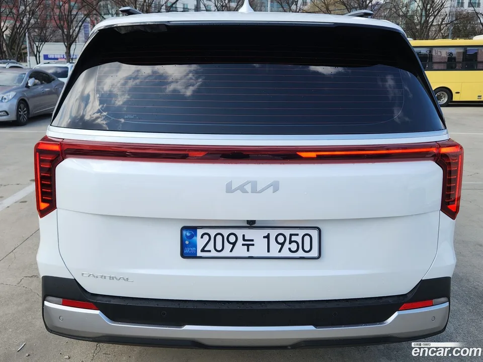 Kia Carnival 9 2024 — миниатюра 3