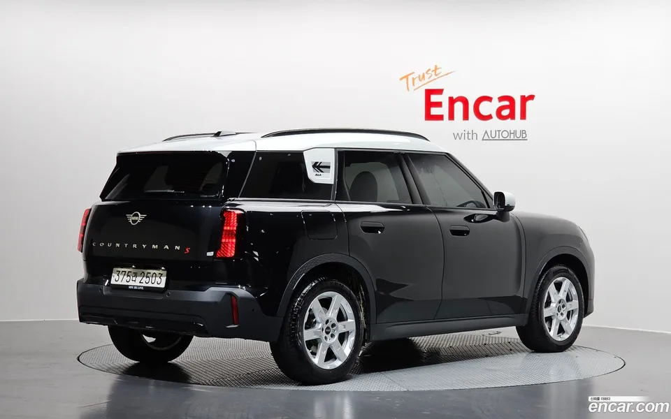 MINI Cooper S Countryman ALL4 2025 — миниатюра 2