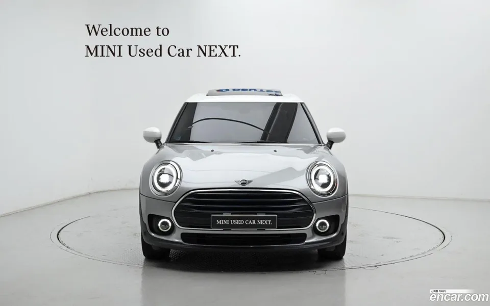 MINI Cooper Clubman 2023 — миниатюра 3