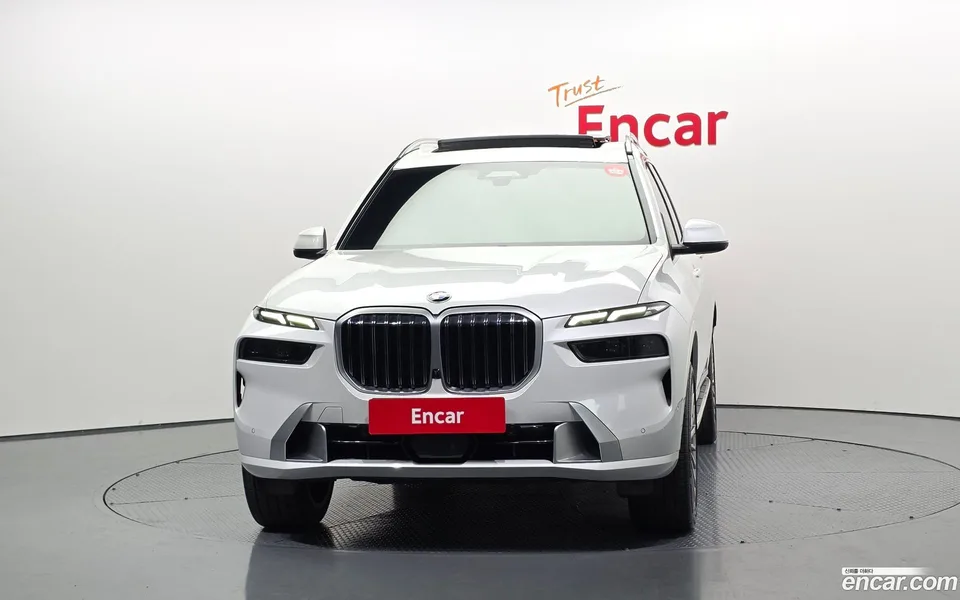 BMW X7 xDrive 40d 6 2023 — миниатюра 3