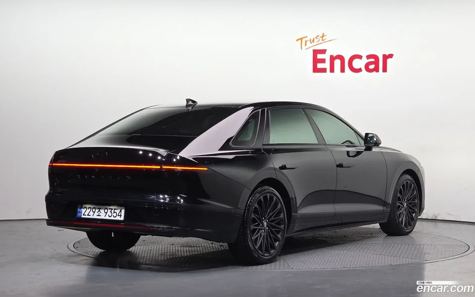 Hyundai Grandeur Hybrid 2024 — миниатюра 2