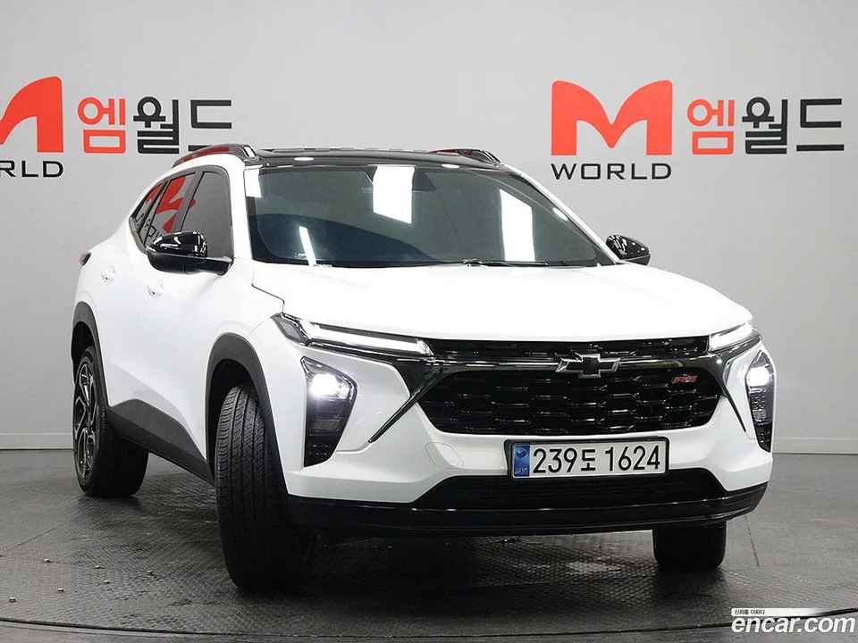 Chevrolet Trax Crossover 1.2 RS 2023 — миниатюра 2