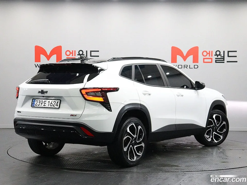 Chevrolet Trax Crossover 1.2 RS 2023 — миниатюра 4