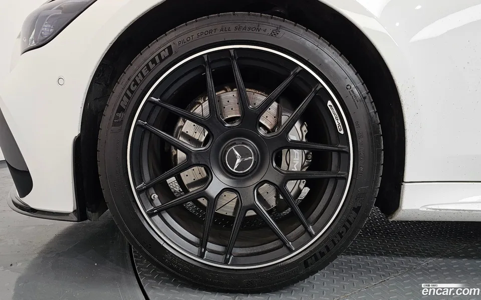 Mercedes-Benz AMG GT 4 43 4MATIC+ 2022 — миниатюра 5