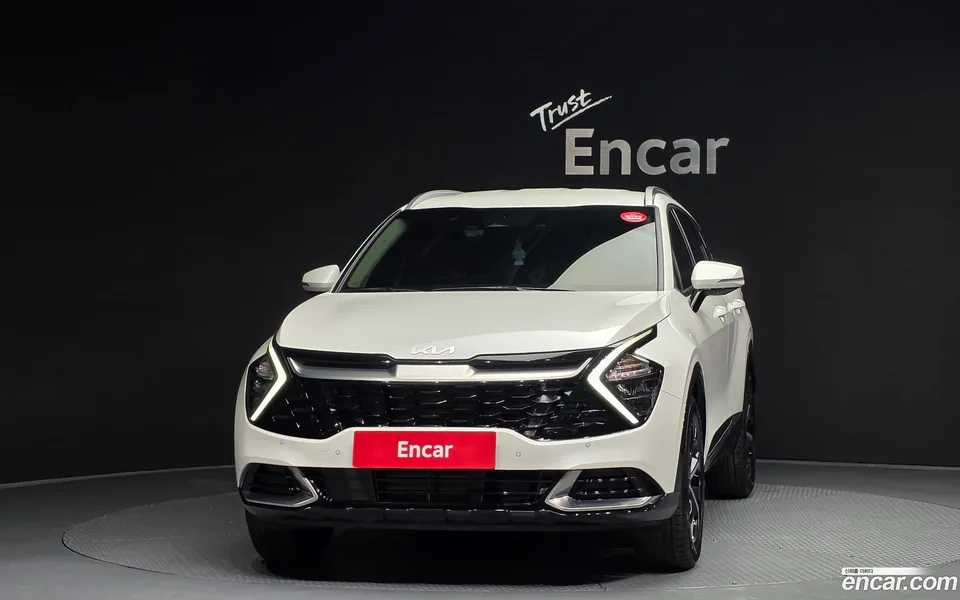Kia Sportage Hybrid 2WD 2024 — миниатюра 3