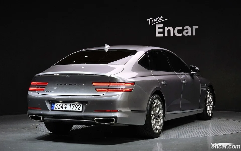 Genesis G80 2.5 2WD 2022 — миниатюра 2