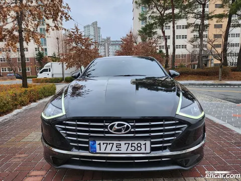 Hyundai Sonata Hybrid 2022 buy in Moscow