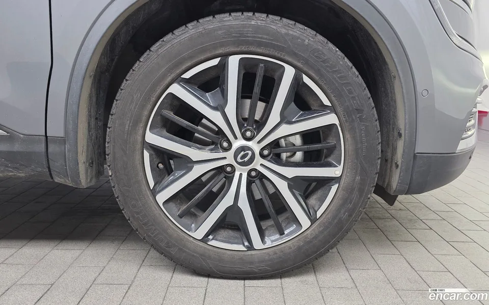 Renault Samsung QM6 2.0 GDe RE 2WD 2023 — миниатюра 5