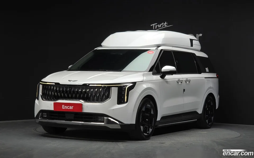 Kia Carnival 9 () 2024 — фото 1, купить с доставкой в Москву