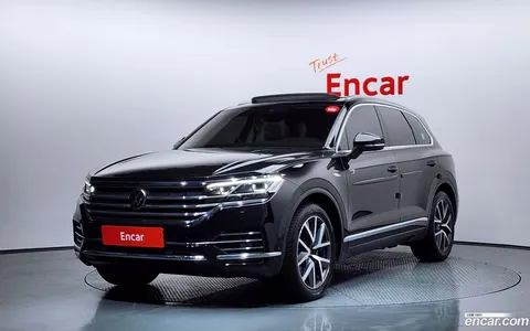 Volkswagen Touareg 2023 купить в Москве