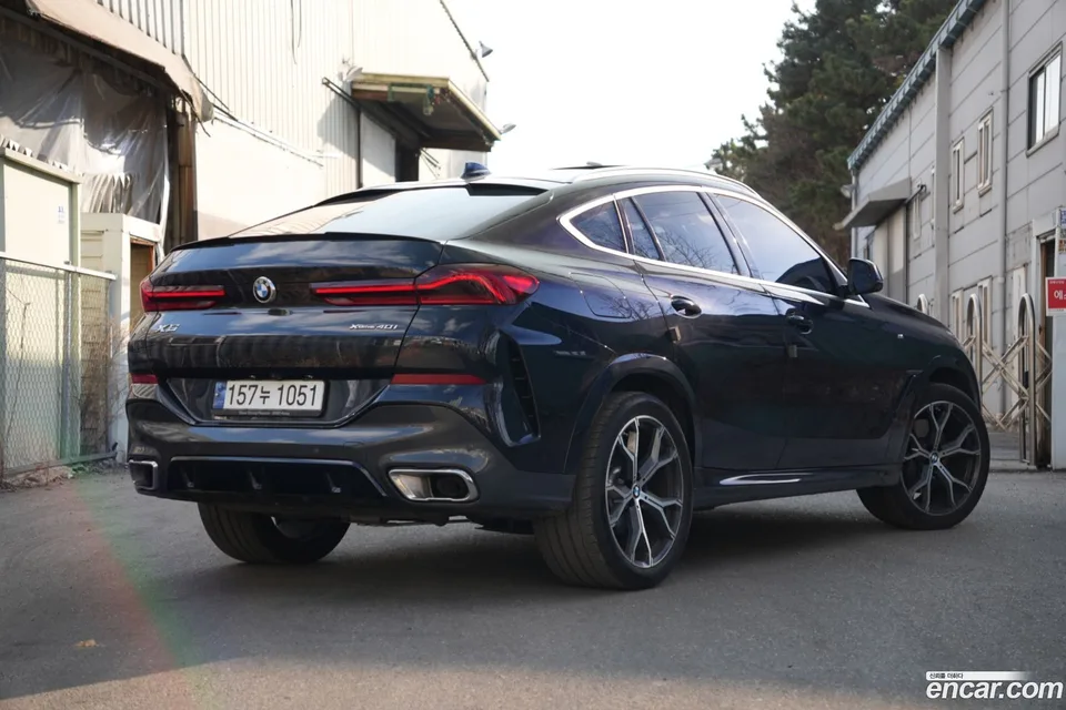 BMW X6 xDrive40i M 2023 — миниатюра 2