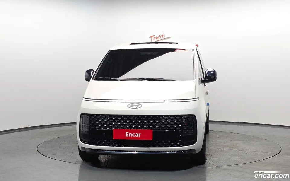 Hyundai Staria HEV 1.6 7 2024 — миниатюра 3