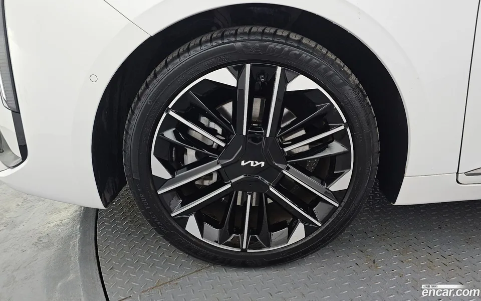 Kia K8 2.5 2WD 2025 — миниатюра 5