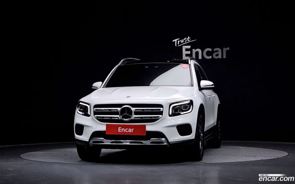 Mercedes-Benz GLB-Class GLB200 d 2023 — миниатюра 3