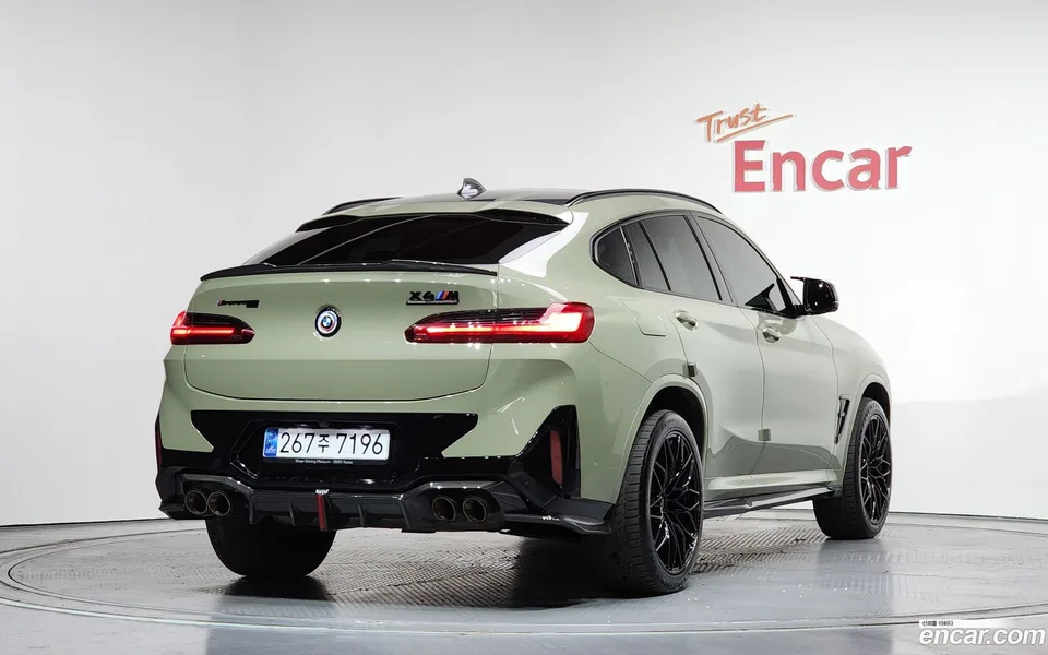 BMW X4 xDrive20i M 2023 — миниатюра 2
