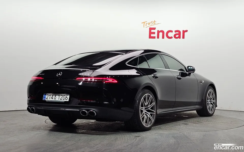 Mercedes-Benz AMG GT 4 43 4MATIC+ 2022 — миниатюра 2