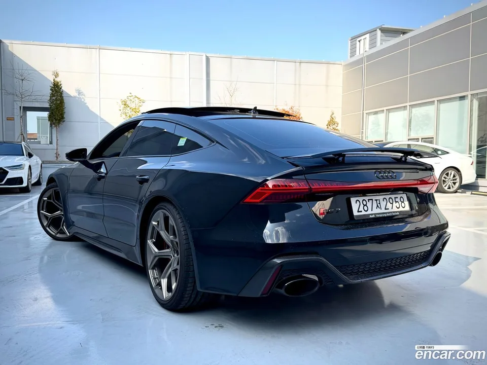 Audi RS7 (4K) 4.0 TFSI 2025 — миниатюра 2