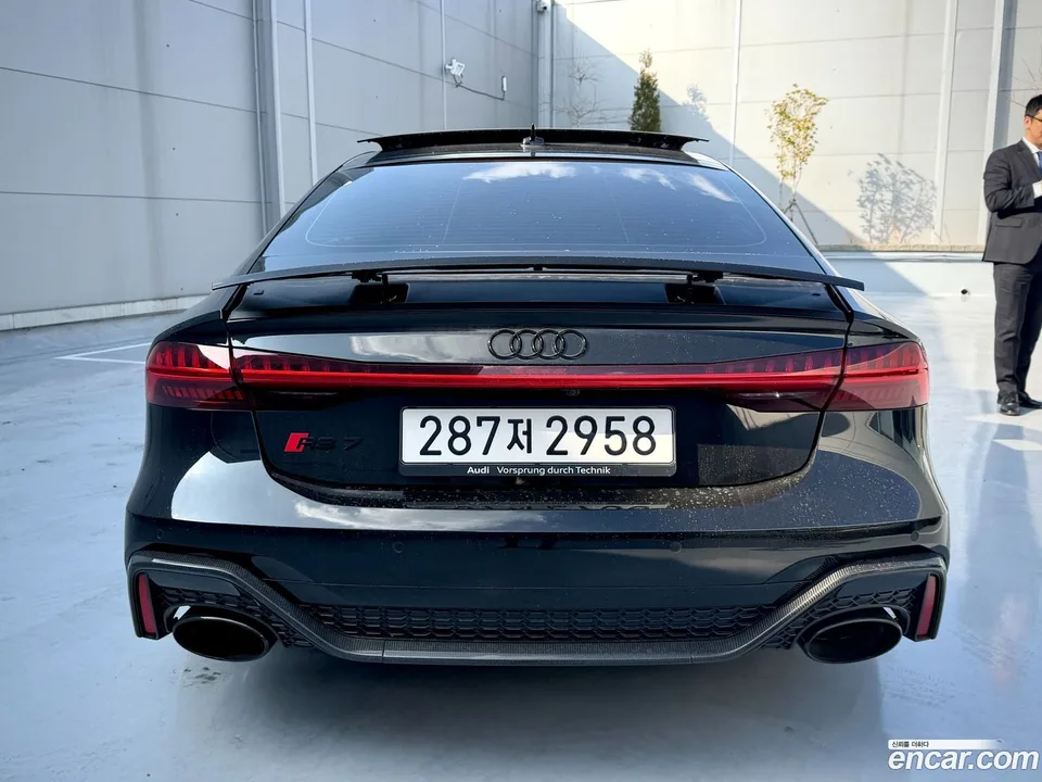 Audi RS7 (4K) 4.0 TFSI 2025 — миниатюра 4