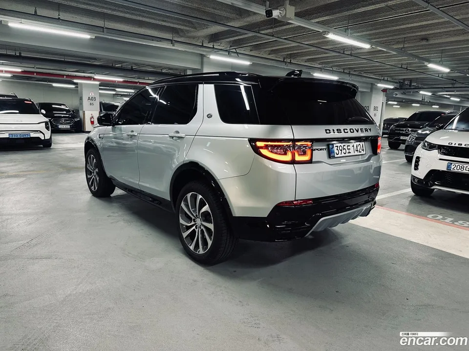 Land Rover Discovery Sport P250 SE 2024 — миниатюра 3