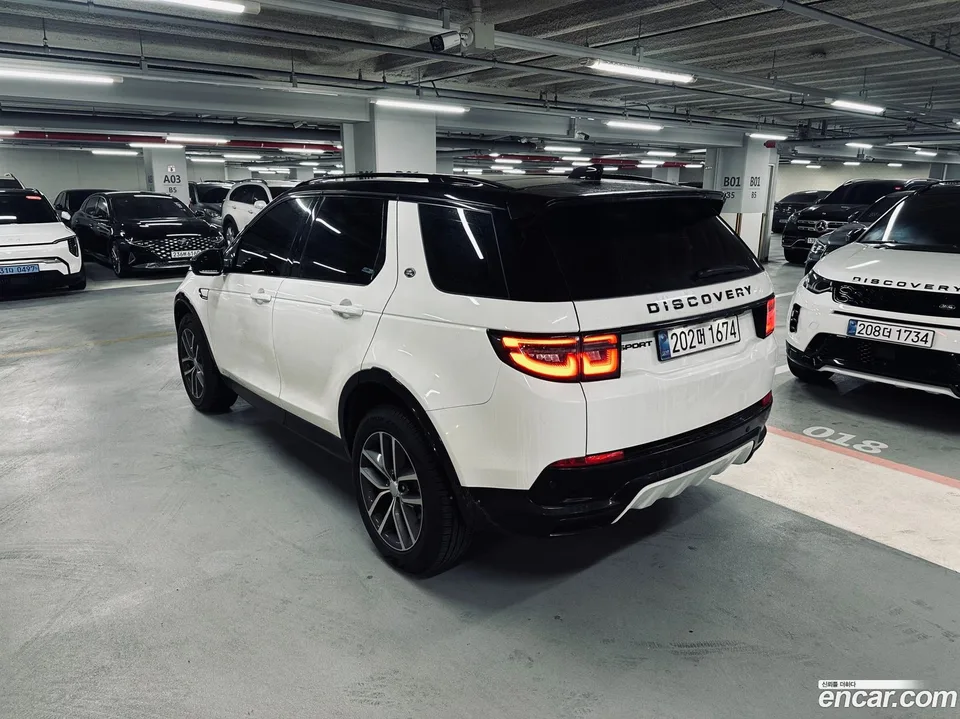 Land Rover Discovery Sport P250 SE 2025 — миниатюра 2