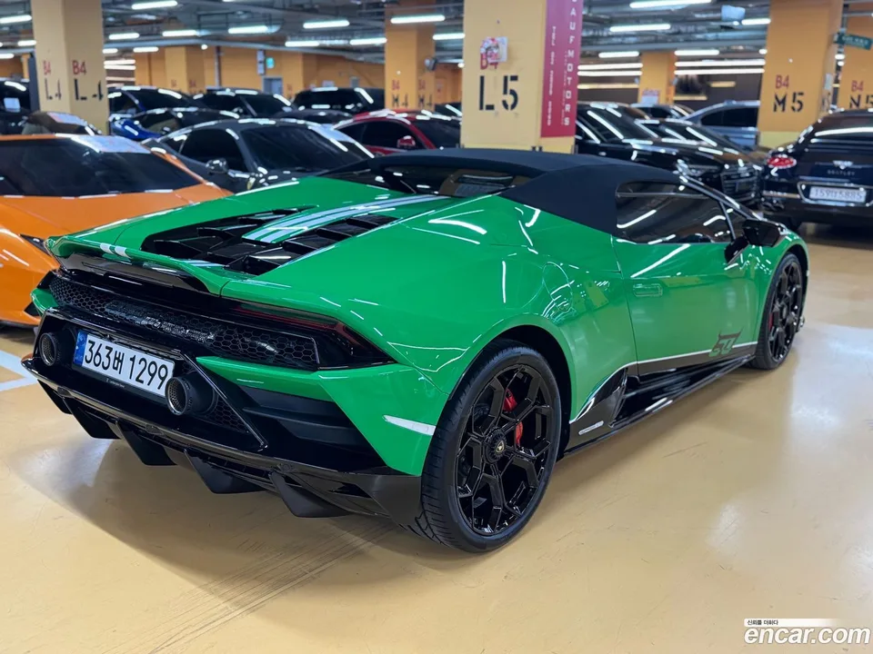 Lamborghini Huracan LP640-4 2023 — миниатюра 2