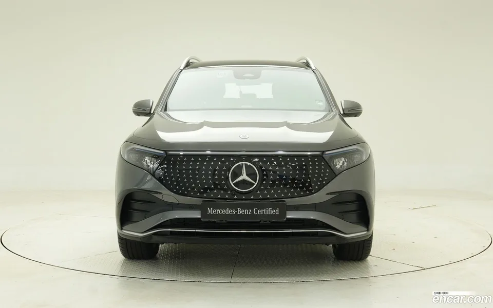 Mercedes-Benz EQB EQB300 4MATIC AMG 2025 — миниатюра 3
