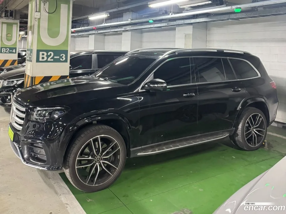 Mercedes-Benz GLS-Class GLS580 4MATIC 2024 — миниатюра 3