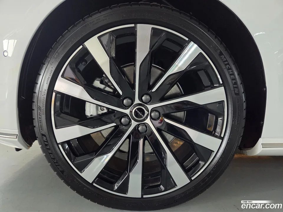 Volvo S90 B5 2025 — миниатюра 5