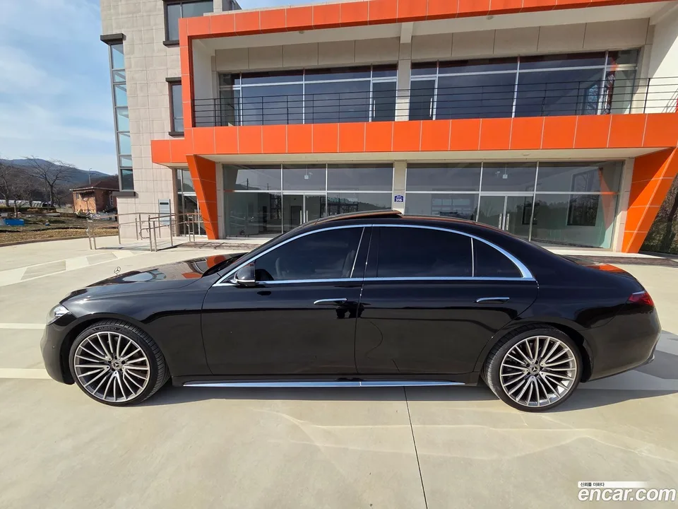 Mercedes-Benz S-Class S500L 4MATIC 2024 — миниатюра 5
