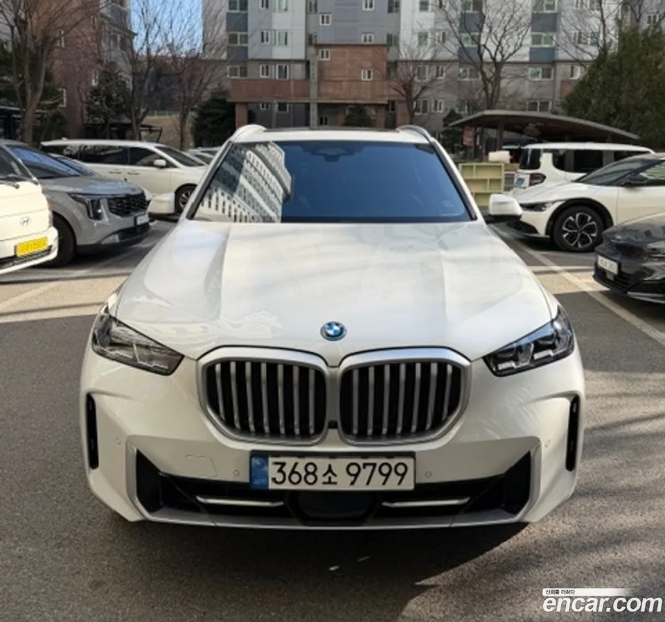BMW X5 xDrive 50e xLine 2024 — миниатюра 2