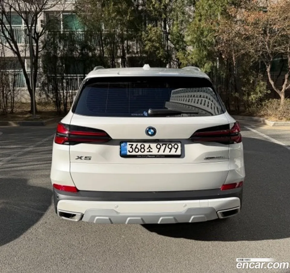 BMW X5 xDrive 50e xLine 2024 — миниатюра 3