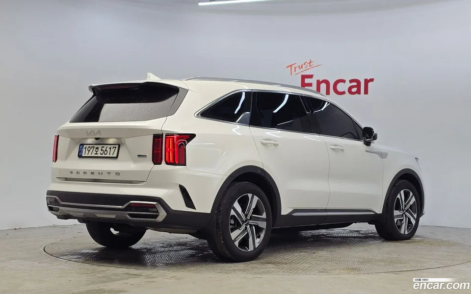 Kia Sorento HEV 1.6 2WD 2022 — миниатюра 2