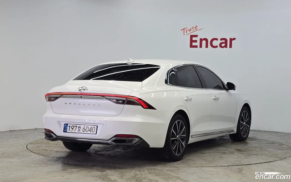 Hyundai Grandeur IG 2.5 2022 — миниатюра 2