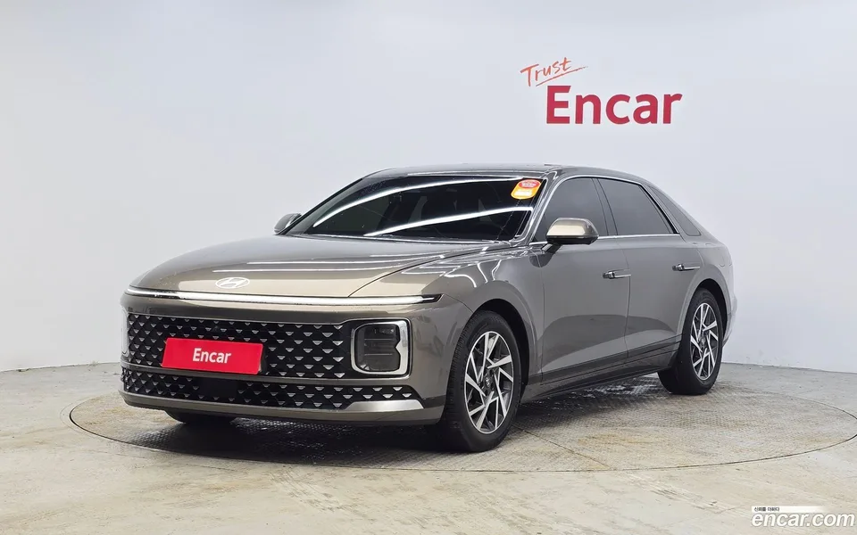 Hyundai Grandeur 2.5 2WD 2023 — фото 1, купить с доставкой в Москву