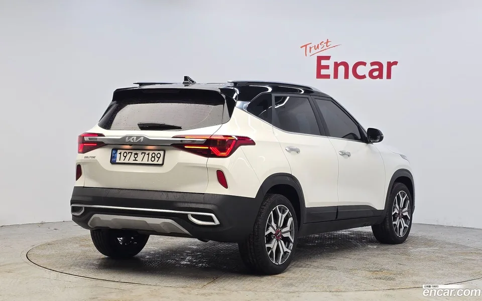 Kia Seltos 1.6 2WD 2022 — миниатюра 2