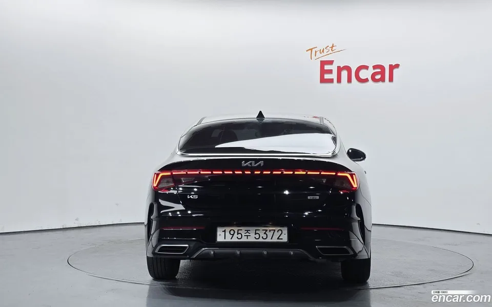 Kia K5 Hybrid 2023 — миниатюра 4