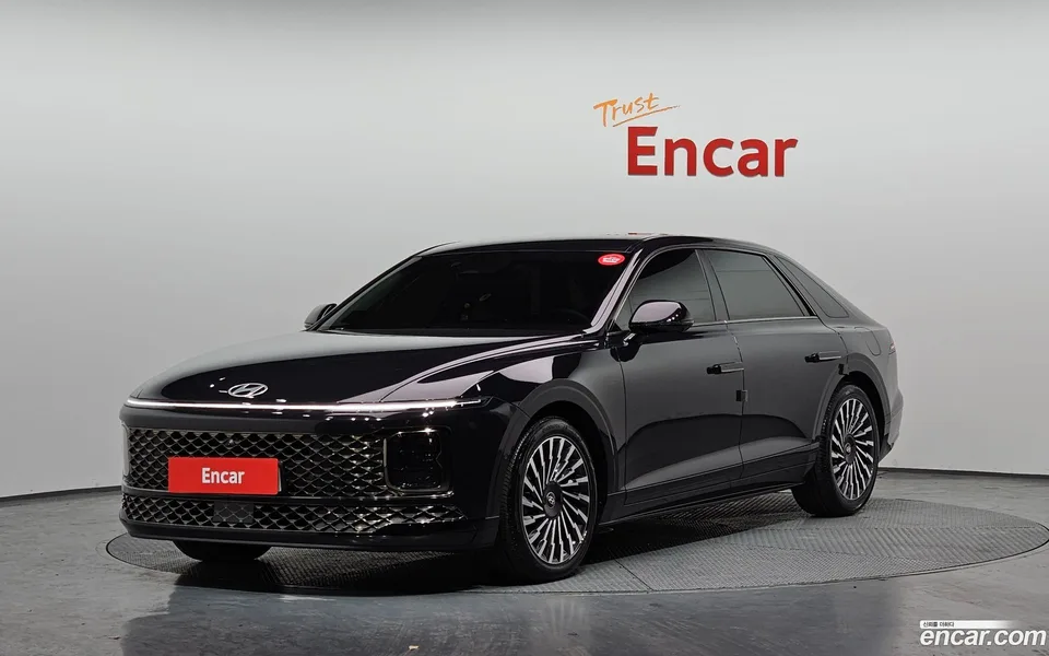 Hyundai Grandeur 2.5 2WD 2023 — фото 1, купить с доставкой в Москву
