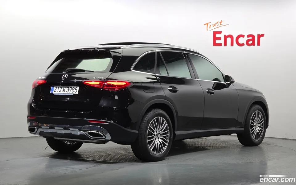 Mercedes-Benz GLC-Class GLC300 4MATIC 2025 — миниатюра 2