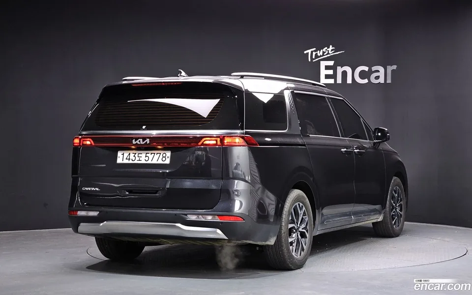 Kia Carnival 9 2022 — миниатюра 2