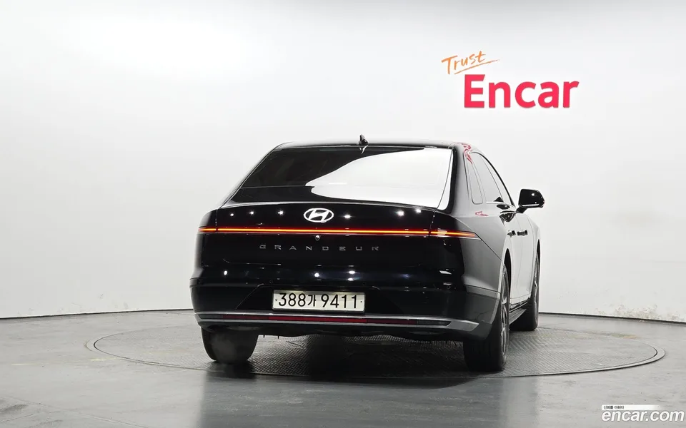 Hyundai Grandeur Hybrid 2024 — миниатюра 4