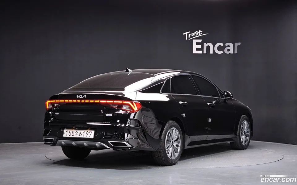 Kia K5 Hybrid 2022 — миниатюра 2