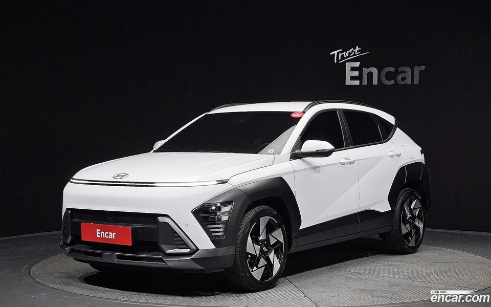 Hyundai Kona 1.6 2WD 2023 — фото 1, купить с доставкой в Москву