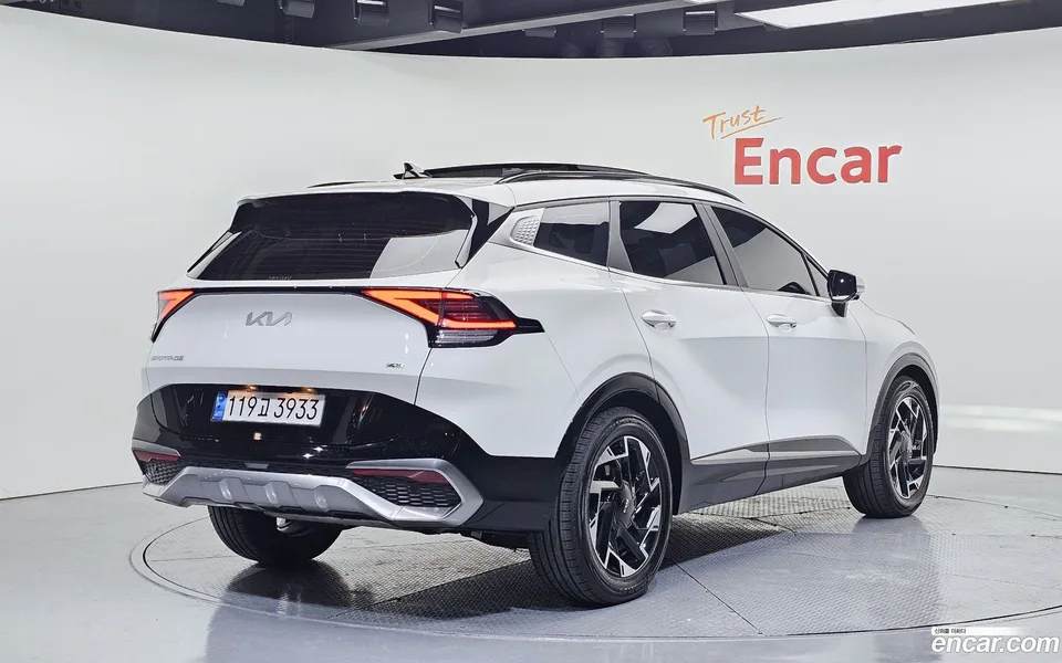 Kia Sportage 1.6 4WD 2023 — миниатюра 2