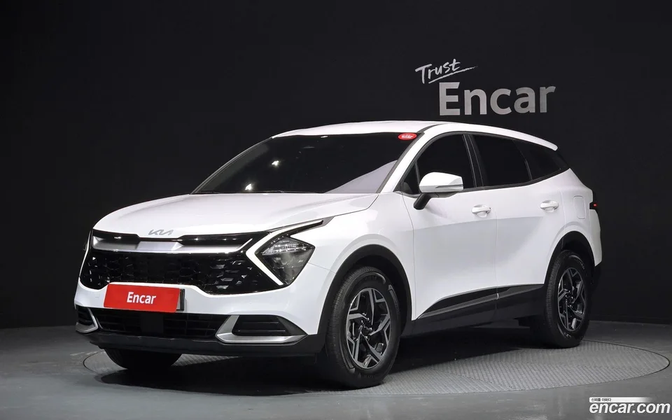 Kia Sportage 1.6 2WD 2024 — фото 1, купить с доставкой в Москву