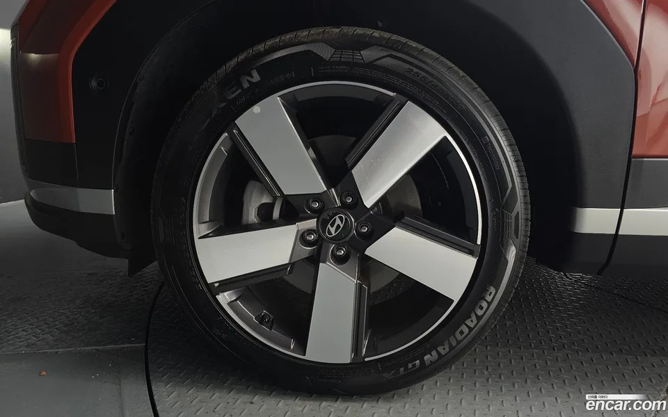 Hyundai SantaFe 2.5T 2WD 2025 — миниатюра 5