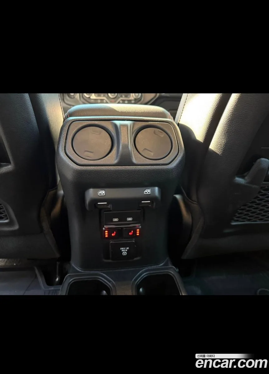 Jeep Gladiator 3.6 2022 — миниатюра 2