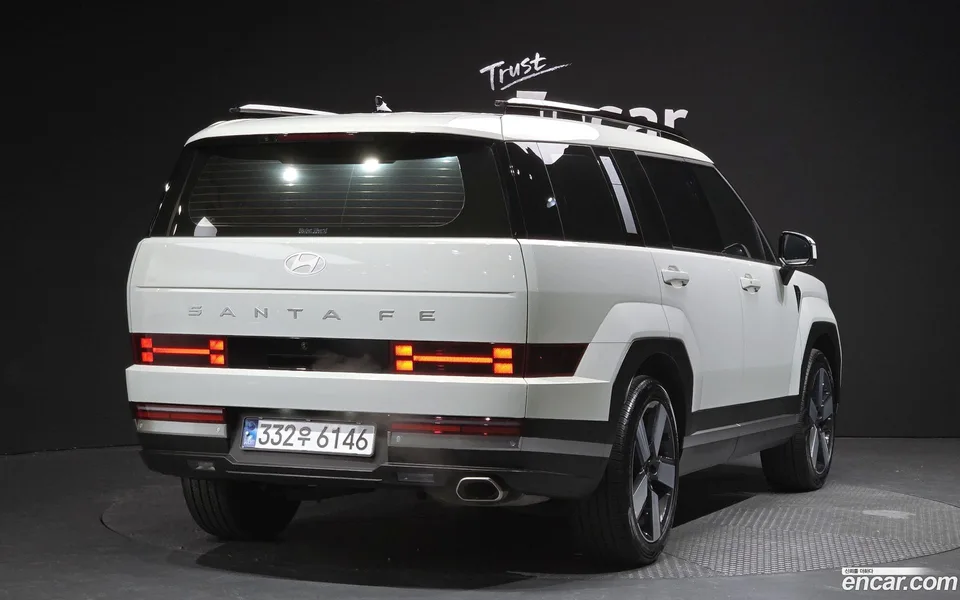 Hyundai SantaFe 2.5T 2WD 2024 — миниатюра 2